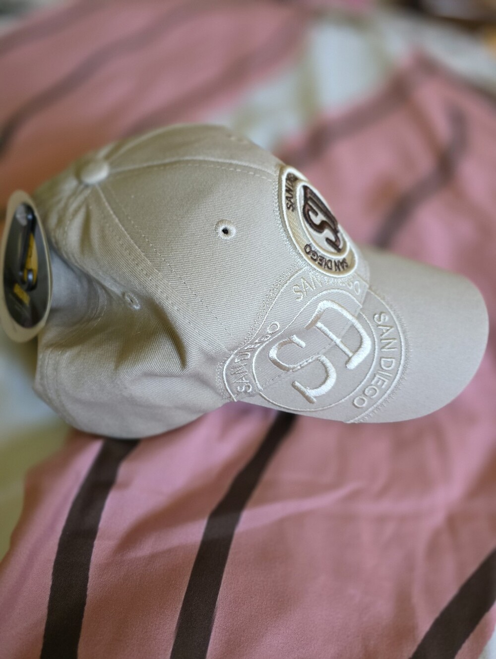 Robin Ruth San Diego Hat NWT Tan Beige Embroidered Adjustable Baseball Cap - Picture 4 of 7